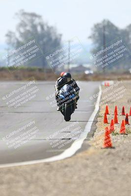 media/Sep-20-2025-TrackDaz (Sat) [[27f0cde673]]/B Group/220pm (Turn 9)/